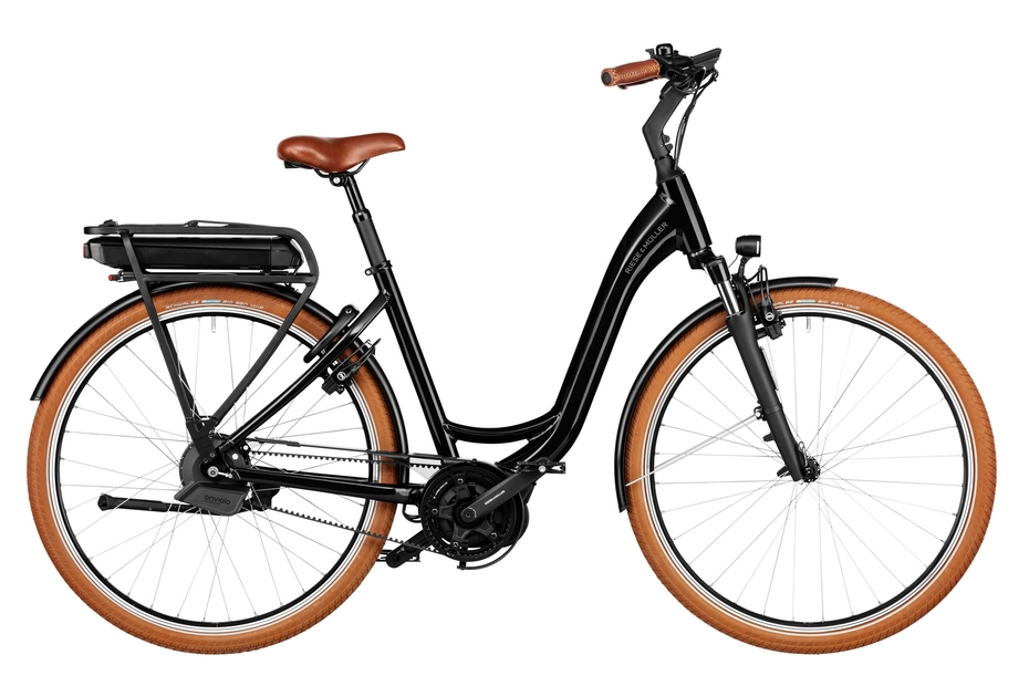 Das Swing4. Moderne Ausstattung im klassichen Look.
 Das Holland-E-Bike mit gewissem Extra: Das Swing4 bringt Sie ebenso gemütlich durch die Stadt wie hinaus durch Wald und Wiesen. Für hohen Fahrkomfort sorgen Federgabel und gefederte Sattelstütze, für den richtigen Schwung der kraftvolle Bosch Performance Line Motor mit 500 Wh Gepäckträgerakku. Dank optionaler Körbe für Gepäckträger und Lenker sind Sie stilvoll für jedes Transportvorhaben gerüstet. 
 

 

*Alle Angaben auf dieser Seite entsprechen dem Modell: Riese und Müller Swing4 silent, Grundausstattung (weitere Modellvarianten und Ausstattungen optional). Details des Bildes können von der Beschreibung abweichen.